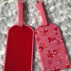 Isaac Mizhahi Luggage Tags